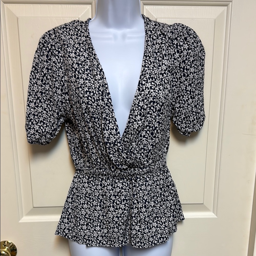 Boden Women's Black and White Patterned Top